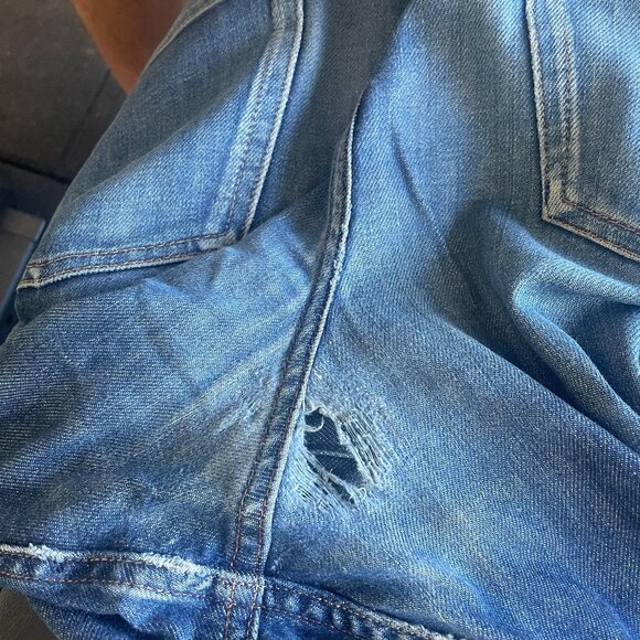 Everlane - Selvedge Slim Fit - distressed/raw denim - 35/32 - Picture 4 of 4